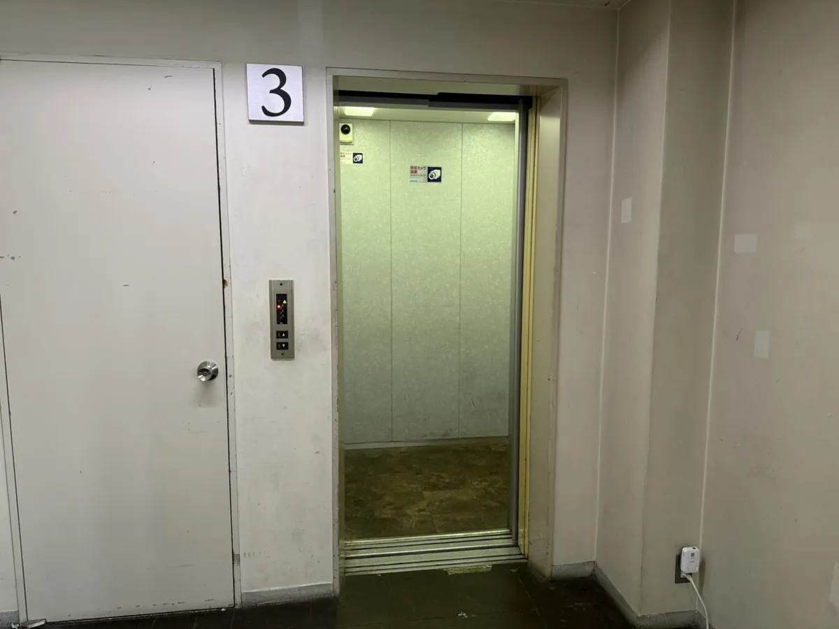 エレベーター