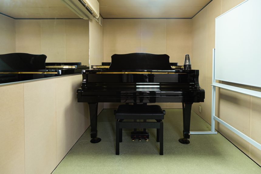 当日予約歓迎-名駅防音室ピアノ練習室A｜名古屋の格安レンタルスペース